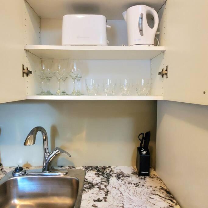 צ'יליוואק Private 2 Bedrooms Suite Near Hwy 1, Cultus Lake, Heritage Park, Fishing, Coliseum מראה חיצוני תמונה