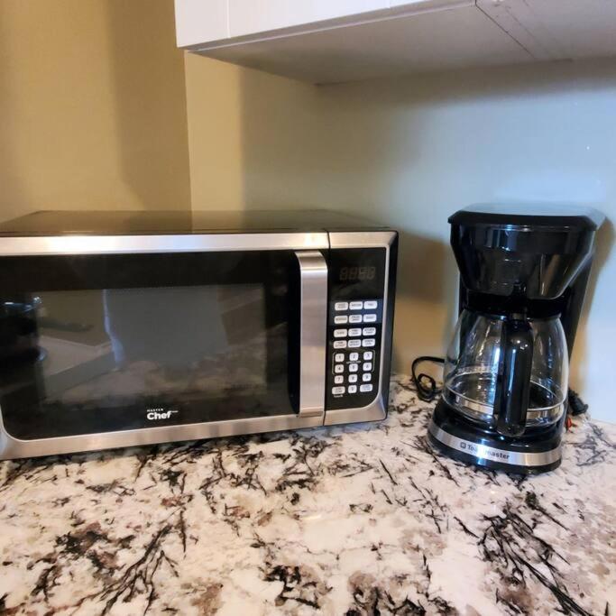 Private Suite 2Br Near Hwy 1, Heritage Park, Coliseum, Cultus Lake, Fishing, צ'יליוואק מראה חיצוני תמונה