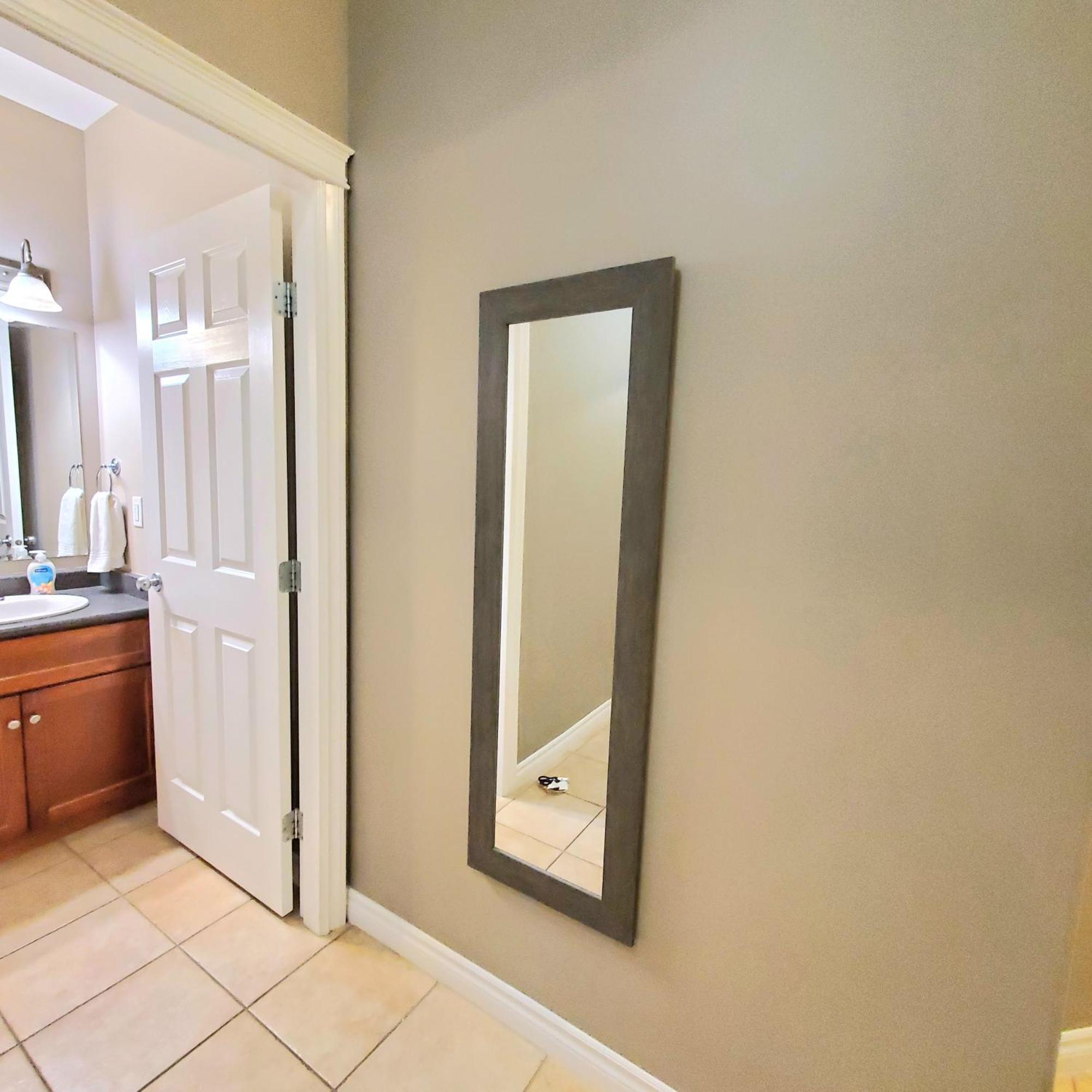 צ'יליוואק Private 2 Bedrooms Suite Near Hwy 1, Cultus Lake, Heritage Park, Fishing, Coliseum חדר תמונה